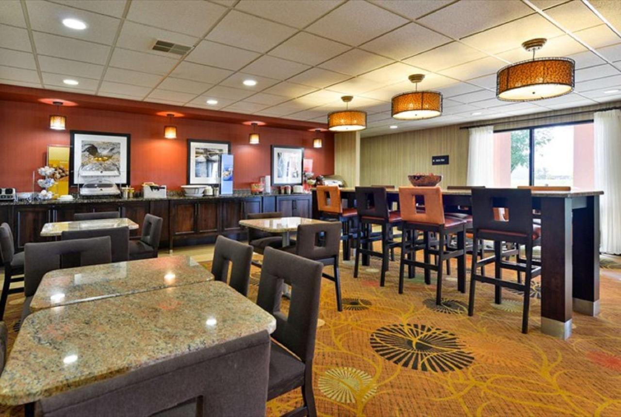 Hampton Inn Sturgis Exterior foto